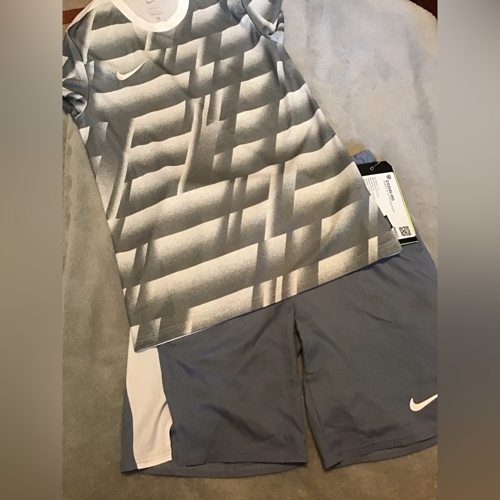 Mens Nike Dri fit bundle - Picture 2 of 5